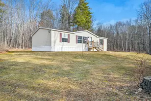 38 Hume Ln, Gardiner, ME 04345 - Photo 9