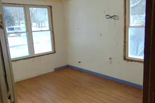 17 Edwards St, Lincoln, ME 04457 - Photo 9