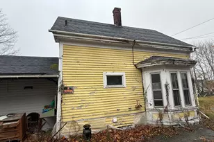 5 Liberty St, Ellsworth, ME 04605 - Photo 9