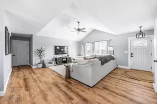 26 Knl Crst Dr, Bangor, ME 04401 - Photo 27