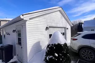 9 Hancock St, Augusta, ME 04330 - Photo 5