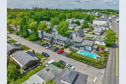 136 W Grand Avenue, Old Orchard Beach, ME 04064 - Photo 7