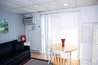 136 W Grand Avenue, Old Orchard Beach, ME 04064 - Photo 19