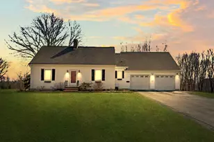 578 Main St, Monmouth, ME 04259 - Photo 1