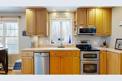 578 Main Street, Monmouth, ME 04259 - Photo 7