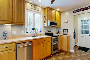 578 Main St, Monmouth, ME 04259 - Photo 9