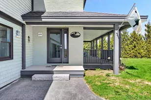 1275 Sawyer Rd, Cape Elizabeth, ME 04107 - Photo 3