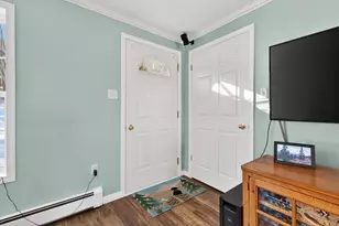 183 Country Club Rd, Norway, ME 04268 - Photo 9