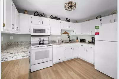 1373 Post Road #8E, Wells, ME 04090 - Photo 3