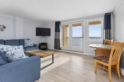 191 E Grand Avenue #305, Old Orchard Beach, ME 04064 - Photo 3