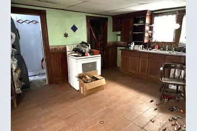 26 Redington Street, Waterville, ME 04901 - Photo 5