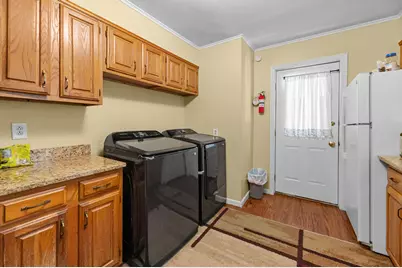 83 Pleasant Street, Waterville, ME 04901 - Photo 9