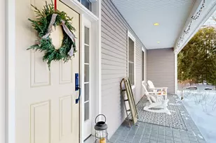 17 Bowdoin Dr, Lewiston, ME 04240 - Photo 81