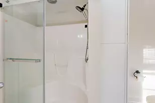 17 Bowdoin Dr, Lewiston, ME 04240 - Photo 57