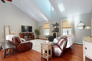 17 Bowdoin Dr, Lewiston, ME 04240 - Photo 9