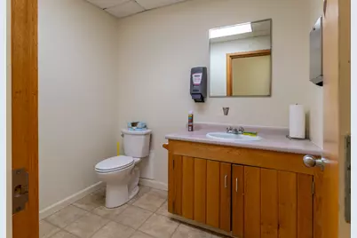 270 High Street, Ellsworth, ME 04605 - Photo 25