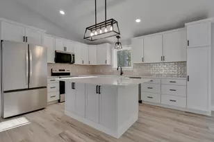 73 Victoria Ln, Waterboro, ME 04061 - Photo 5