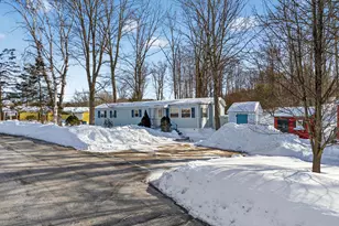 59 Sandalwood Cir, Kittery, ME 03904 - Photo 3