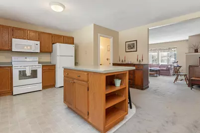 52 Ashley Lane #17, Portland, ME 04103 - Photo 5