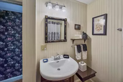 84 Elm Street, Camden, ME 04843 - Photo 25