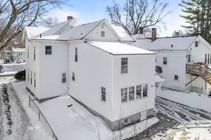 10 Maple St, Augusta, ME 04330 - Photo 9