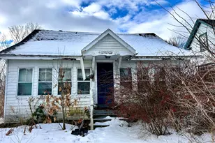 28 Pearl St, Bangor, ME 04401 - Photo 1