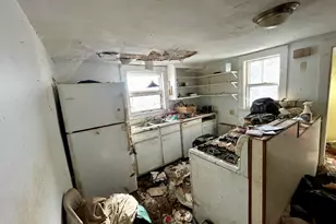 28 Pearl St, Bangor, ME 04401 - Photo 11