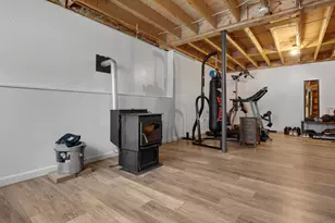 9 Jill St, Lewiston, ME 04240 - Photo 45