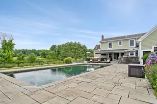 10 Stockholm Dr, Cumberland, ME 04021 - Photo 11