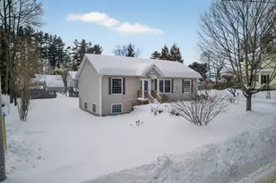 44 W Bates St, Auburn, ME 04210 - Photo 1