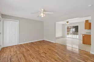 44 W Bates St, Auburn, ME 04210 - Photo 9