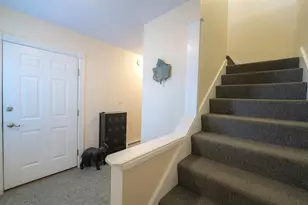 1050 Ocean Ave, Portland, ME 04103 - Photo 3