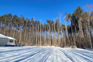 41 Crescent St, Skowhegan, ME 04976 - Photo 7