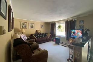 41 Crescent St, Skowhegan, ME 04976 - Photo 19