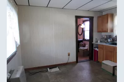 21 Cross Street, Skowhegan, ME 04976 - Photo 5