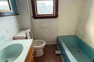 17 Walker Rd, Mechanic Falls, ME 04256 - Photo 9