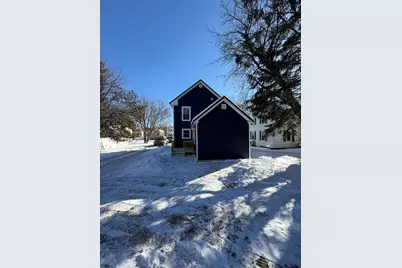 33 Dyer Street, Presque Isle, ME 04769 - Photo 5