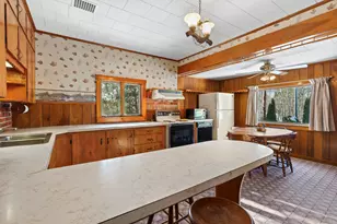 949 Depot St, Waldoboro, ME 04572 - Photo 19