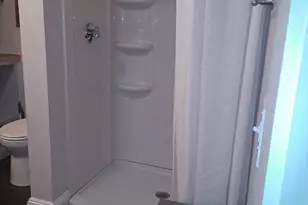 29 Whitney St, Auburn, ME 04210 - Photo 9