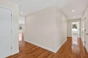 32 Middle Jam Rd, Gorham, ME 04038 - Photo 9