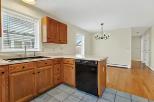 136 Dawson St, South Portland, ME 04106 - Photo 19