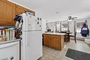 614 King St, Oxford, ME 04270 - Photo 11