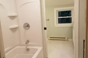 172 E Main St, Yarmouth, ME 04096 - Photo 23