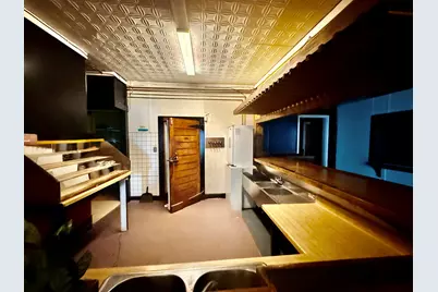 54 W Main Street, Vinalhaven, ME 04863 - Photo 9