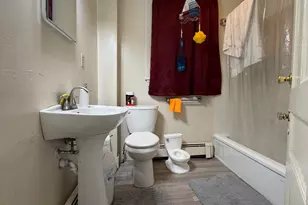 137 S Main St, Auburn, ME 04210 - Photo 11