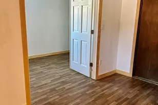 54 W Main St, Vinalhaven, ME 04863 - Photo 5