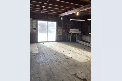 8 Lincoln Street, Richmond, ME 04357 - Photo 11