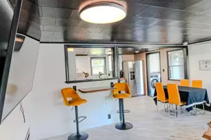 51 Washington St, Ellsworth, ME 04605 - Photo 15