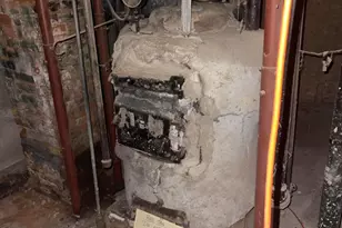 90 Oak St, Lewiston, ME 04240 - Photo 17