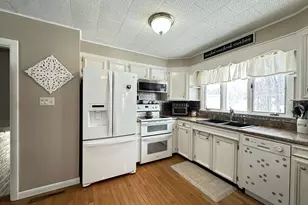 195 Porter Ave W, Rumford, ME 04276 - Photo 7